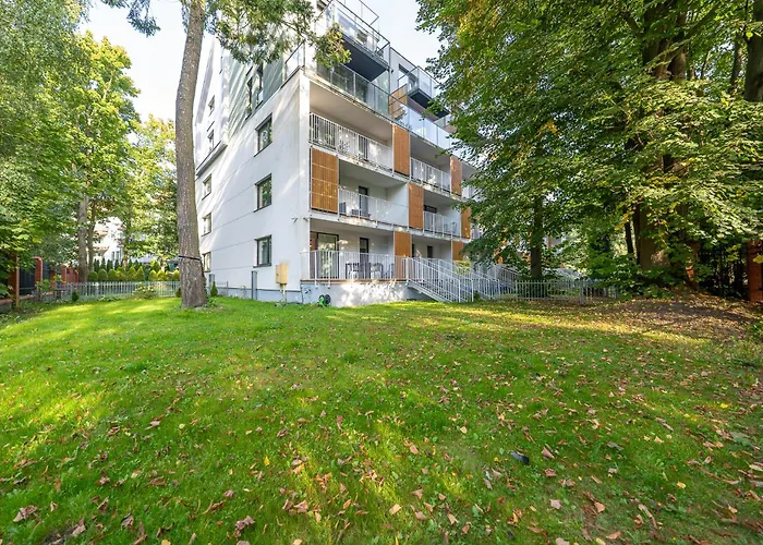 ApartamentyPrzyMorzu 010 z Basenem Tarasem i Ogródkiem